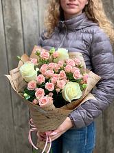 Букет цветов из:  Розы в Саратове