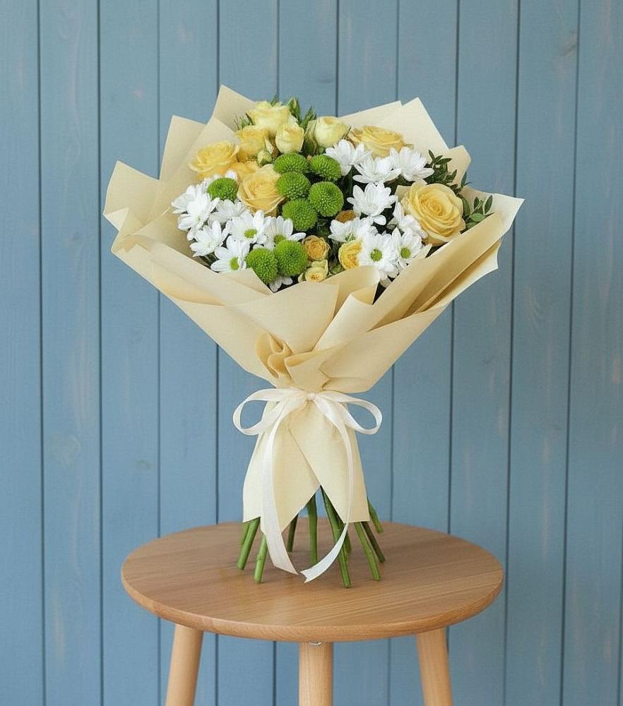 Букет цветов из: Хризантемы и Розы в Саратове