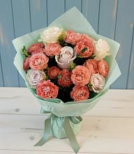 Букет цветов из:  Розы в Саратове