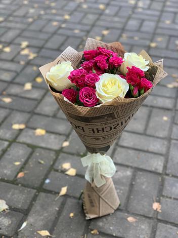 Букет цветов из: Розы в Саратове