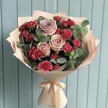 Букет цветов из:  Гвоздики и Розы в Саратове